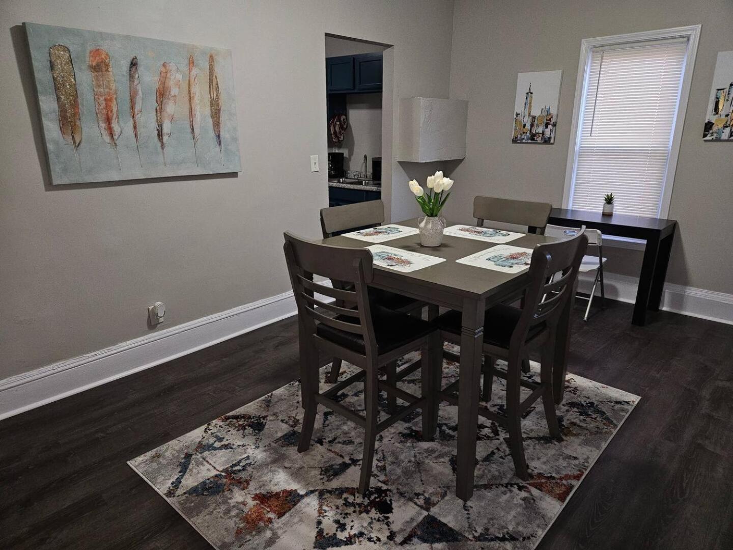 Elegant 4 Bedroom @Cleveland Clinic Area Экстерьер фото