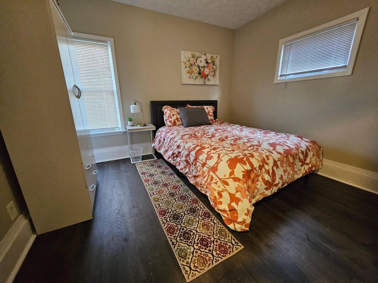 Elegant 4 Bedroom @Cleveland Clinic Area Экстерьер фото