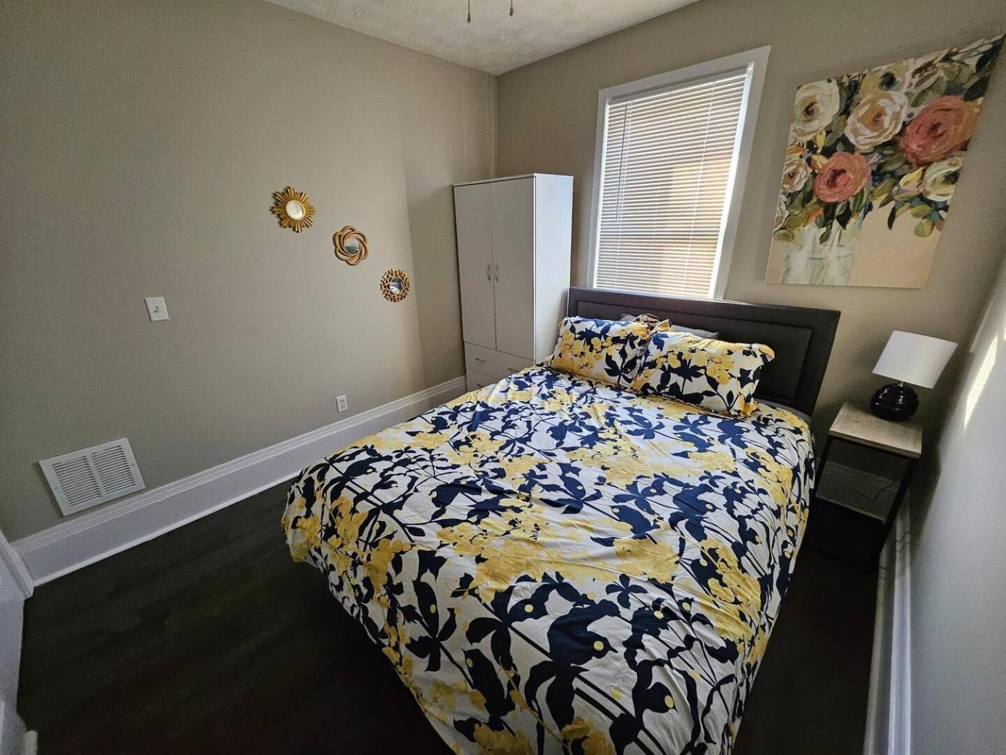 Elegant 4 Bedroom @Cleveland Clinic Area Экстерьер фото